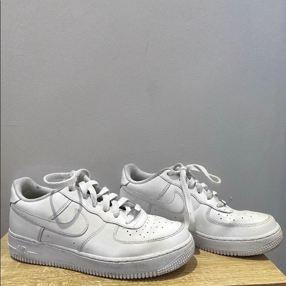 lightly used air force ones